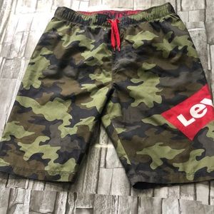 Levi’s swim short military color size L 152-158CM 12/13 years